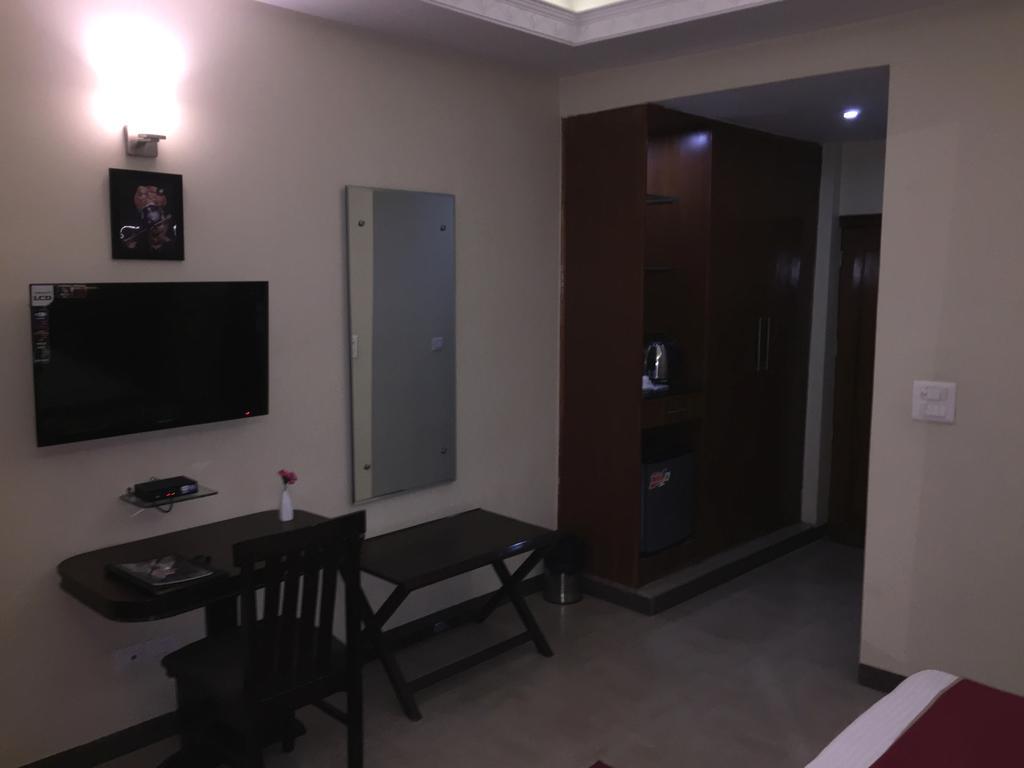 Angel Residency Otel Greater Noida Dış mekan fotoğraf