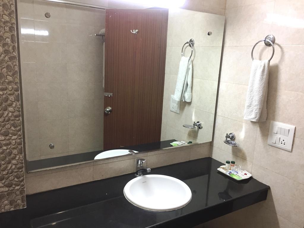 Angel Residency Otel Greater Noida Dış mekan fotoğraf