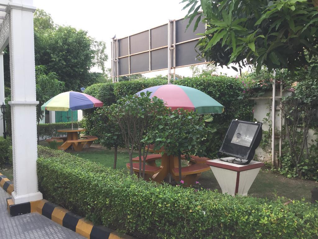Angel Residency Otel Greater Noida Dış mekan fotoğraf